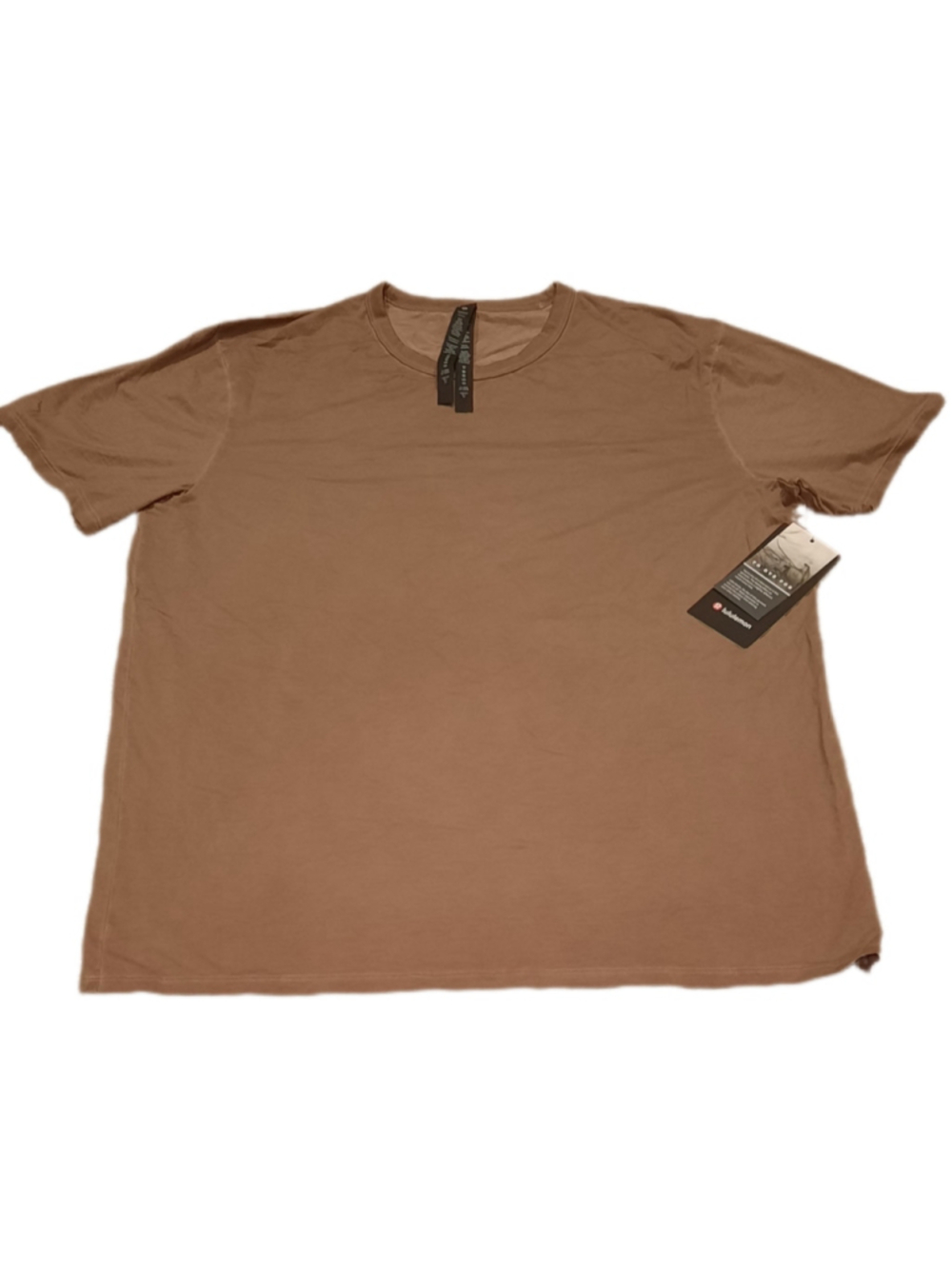 New Mens Lululemon The Fundamental
T-Shirt- Muted Taupe (Khaki) Size XL